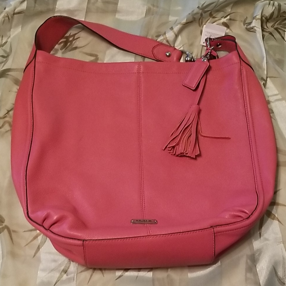 Coach Avery Pebble Leather Hobo